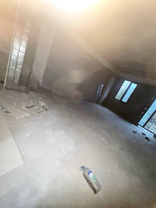 Продаётся квартира на Яккасарайском районе  ж/к Askiya city 1/5/12