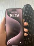 Vând iPhone 15 pro 128gb black titanium