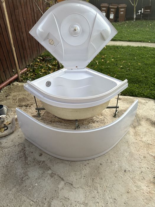 Cabina de dus cu hidromasaj