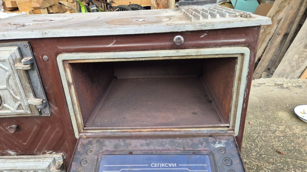 Готварска Печка на дърва