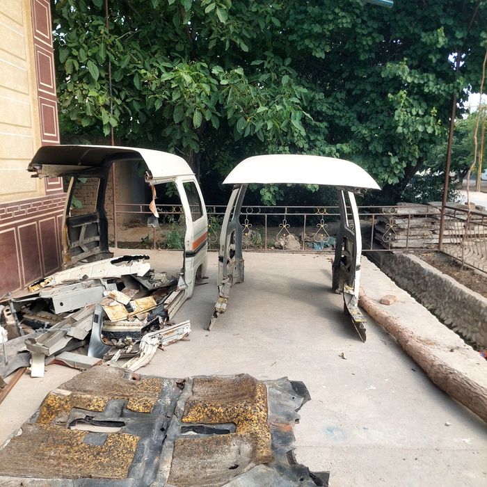 Damas zapchastlar sotiladi