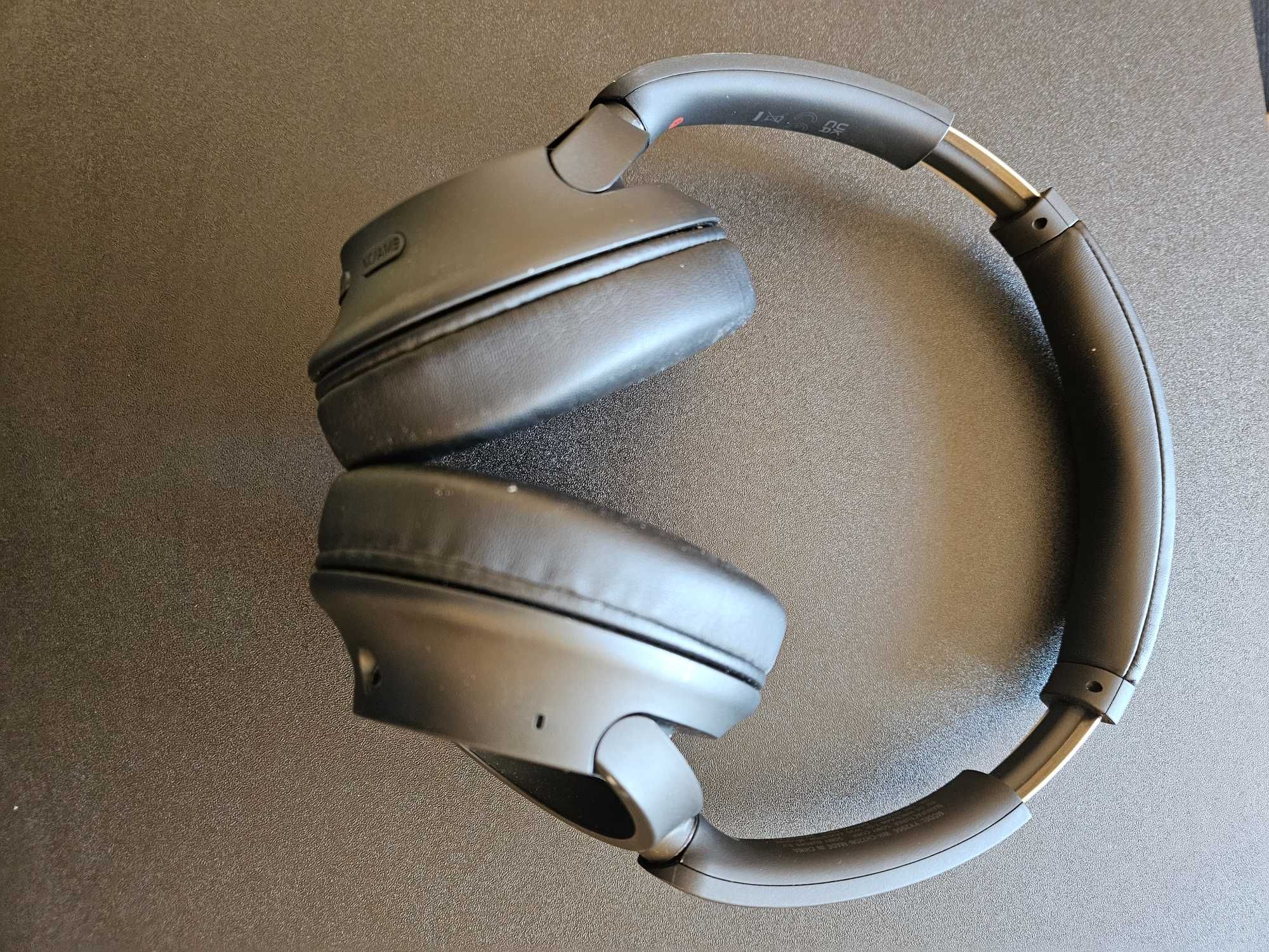 Безжични шумоизолиращи слушалки Sony WH-CH720N