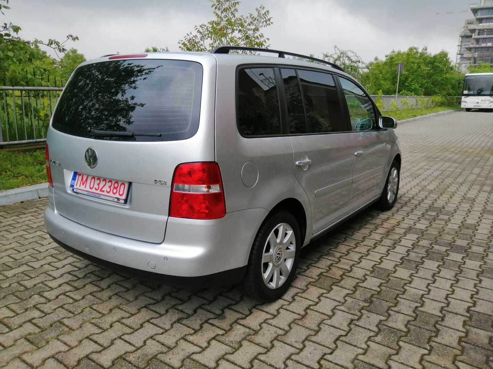 VW Touran 1.6 Benzina 116 Cp 2007 cu 7 Locuri