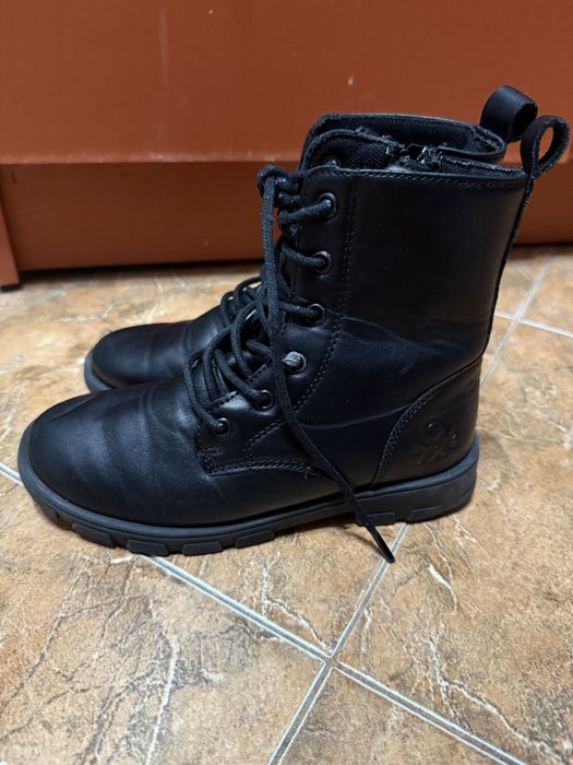 Черни боти Benetton за момиченце