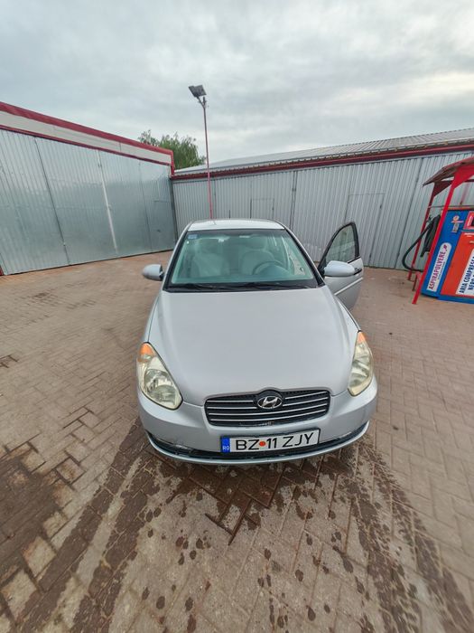 Vand Hyundai Accent 1.6