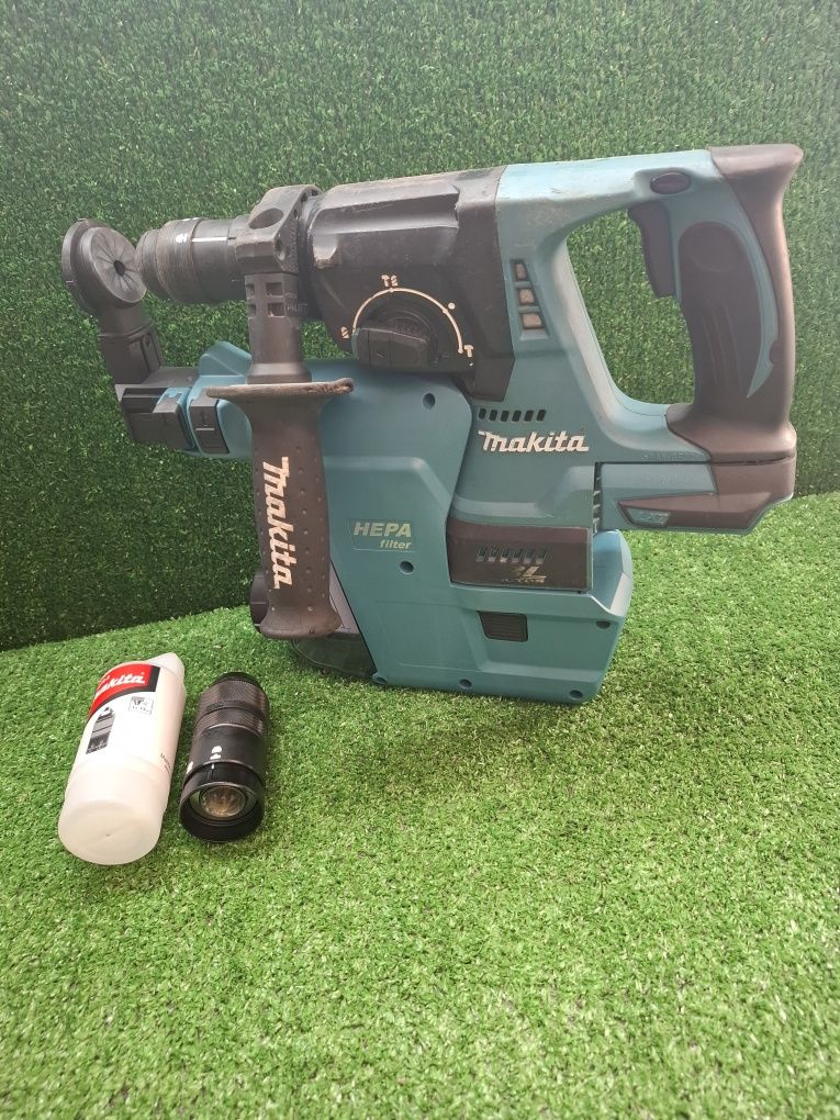 Безчетков перфоратор на Makita BHR243 с ЧИСТО НОВ прахоуловител DX07