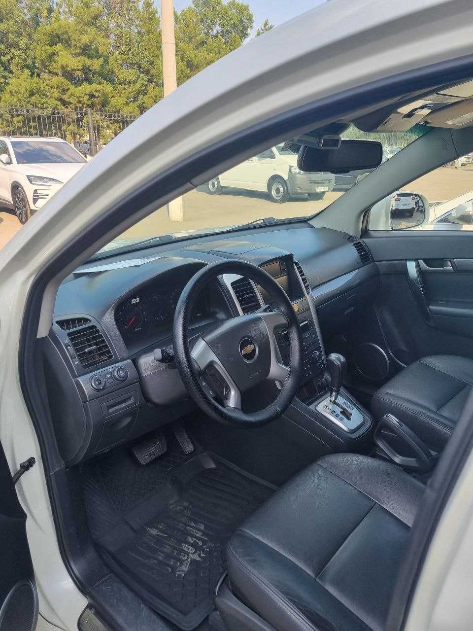 Captiva 1 avtomat sotiladi 2010 yil 210ming km probeg xolati zur