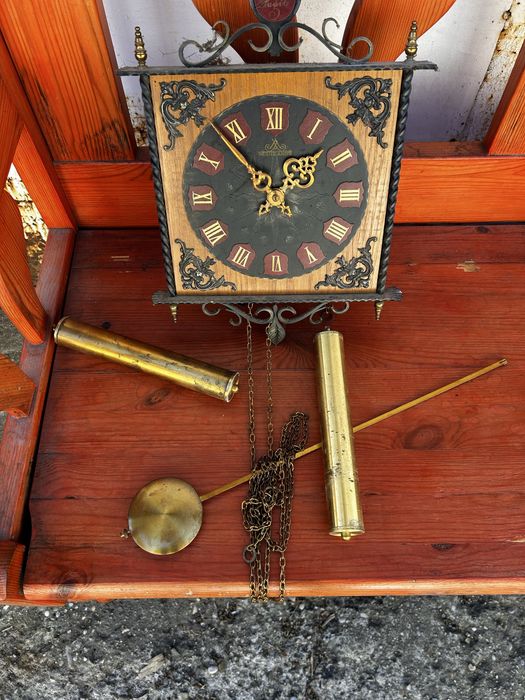 Ceas de perete vintage Meister Anker cu pendul și greutăți