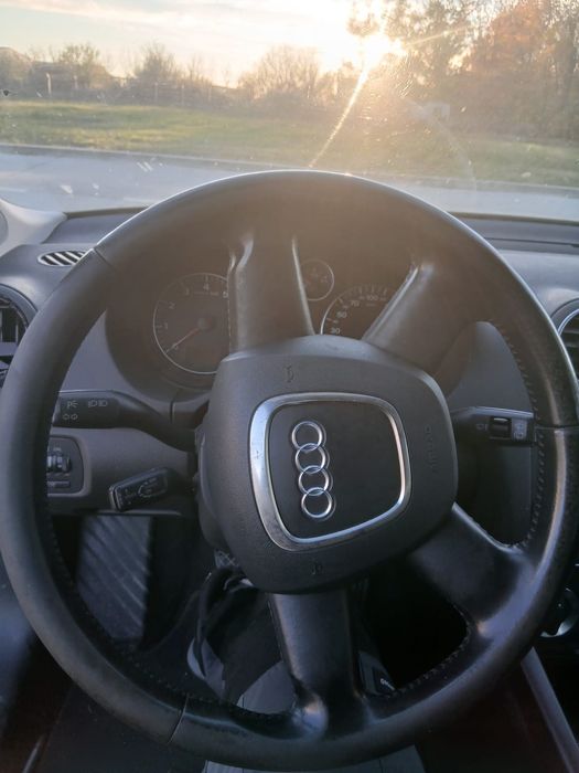 Vând Audi A3 8P 2008 (motor defect)