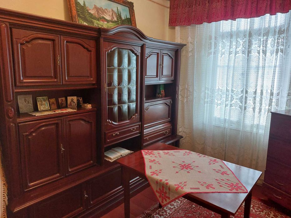 Proprietar, vand casa in Anina