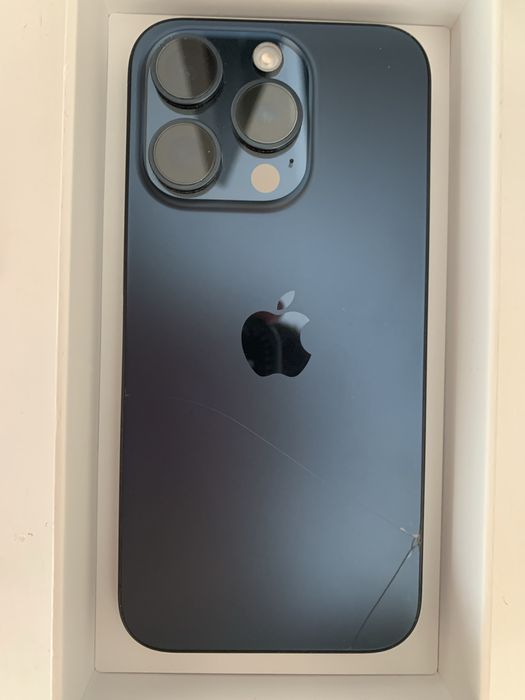Iphone 15 pro de vanzare