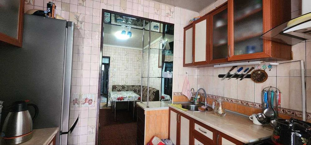 Сотилади — Yunusobod-18, 3 хона