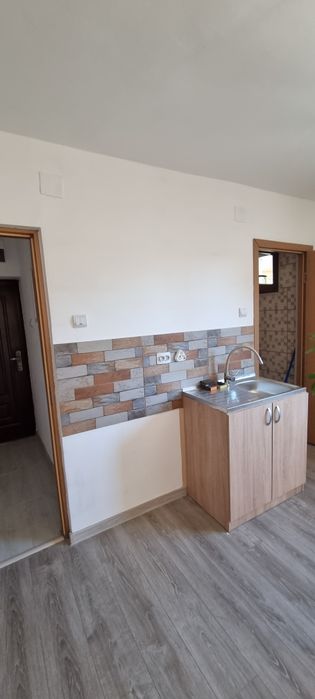 Vând Apartament 30 mp Zona Crihala