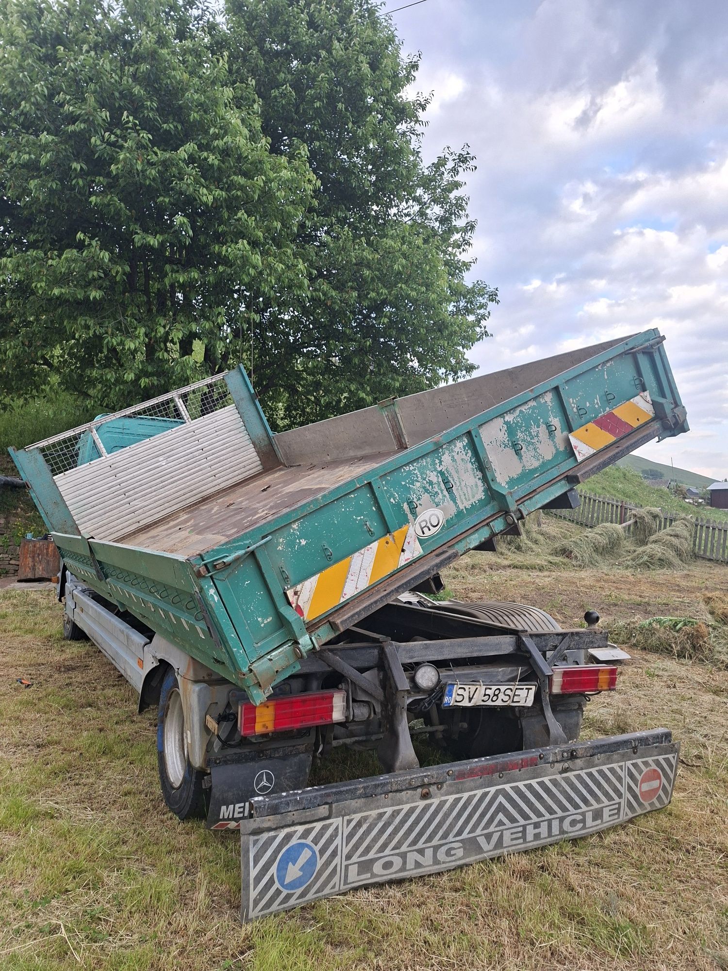 Mercedez basculabil de vânzare