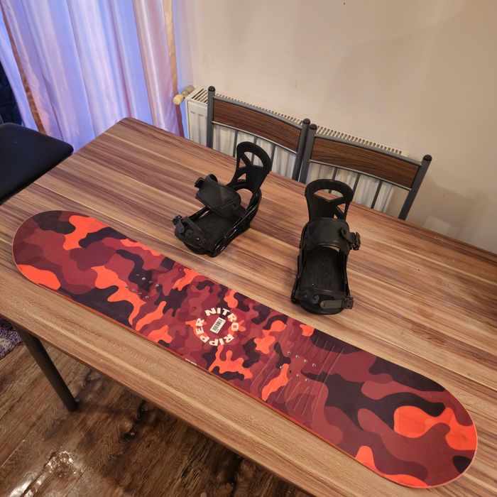 Placa Snowboard Nitro Ripper 116cm Cu legaturi Burton Mission S