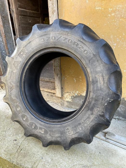 Cauciucuri pt tractor 320 70R20- 2 buc