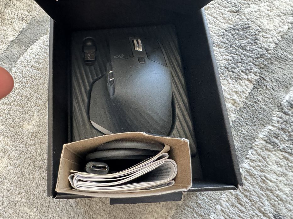 Logitech MX Master 3S – Безжична, в отлично състояние