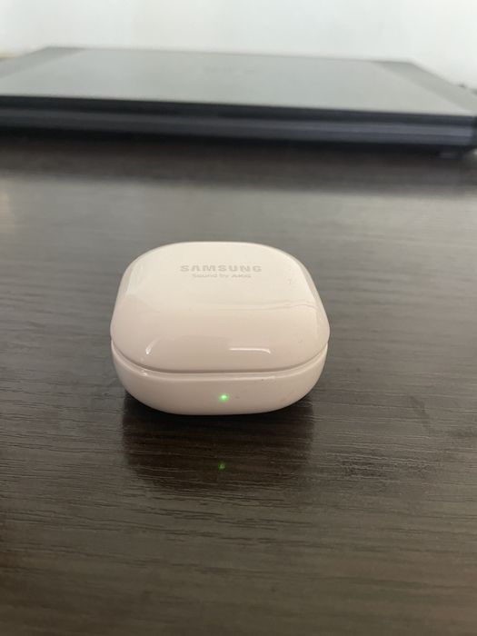 Bluetooth наушники Samsung Buds Live