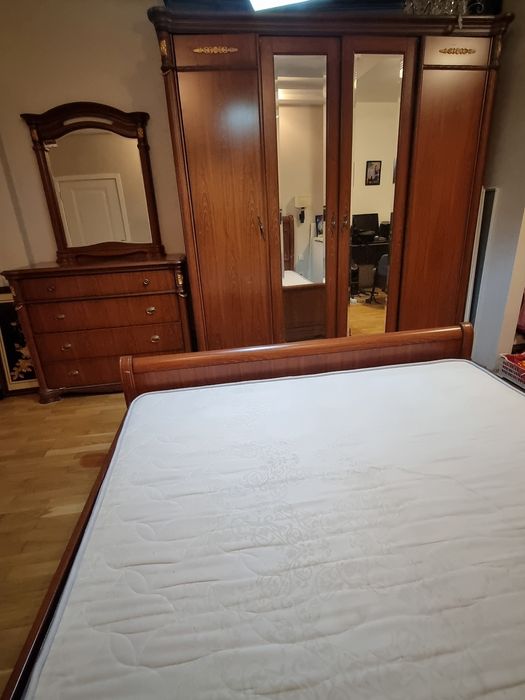 Спальный гарнитур в хорошем состояний