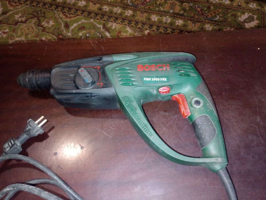 Ciocan rotopercutor Bosch PBH 2900 FRE, cu ceva probleme