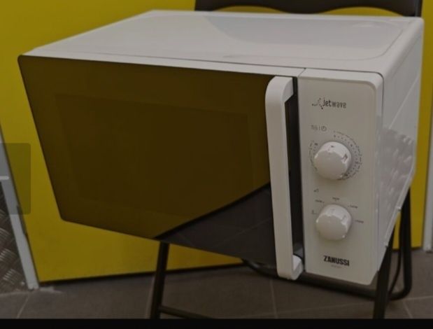 Микровълнова фурна за части / ремонт