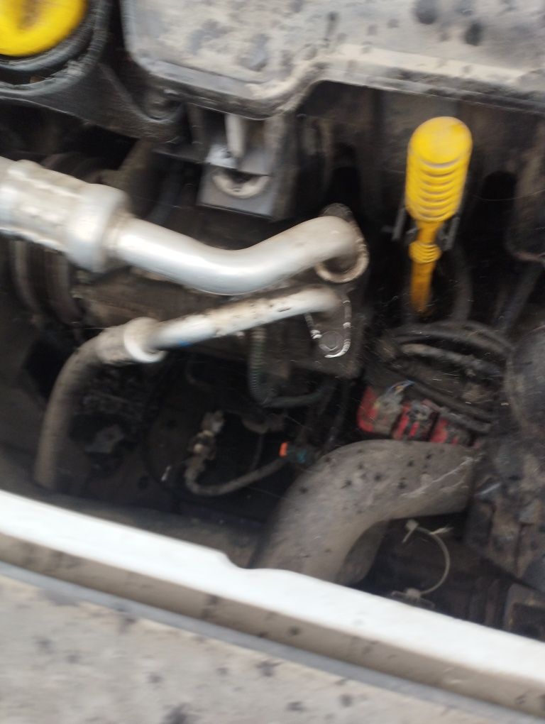 Compresor clima Dacia Logan Sandero MCV 2 1.2 benzina
