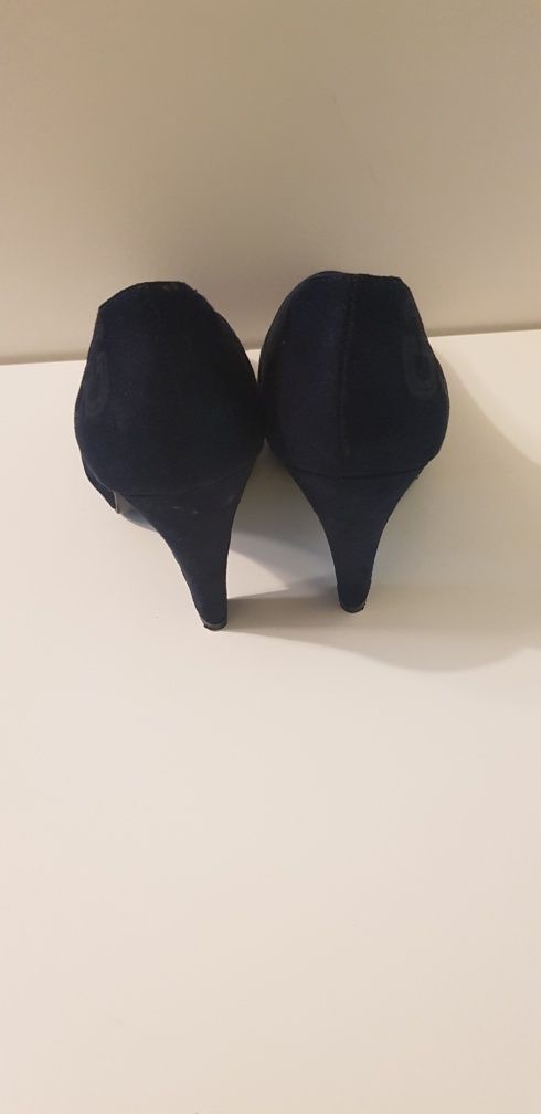 Pantofi de piele intoarsa Graceland 38