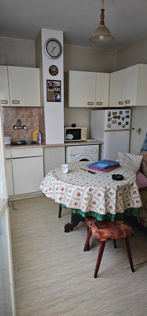 Дава се под наем Двустаен апартамент в Силистра, Център - 64 кв.м за 255 € - Снимка #12