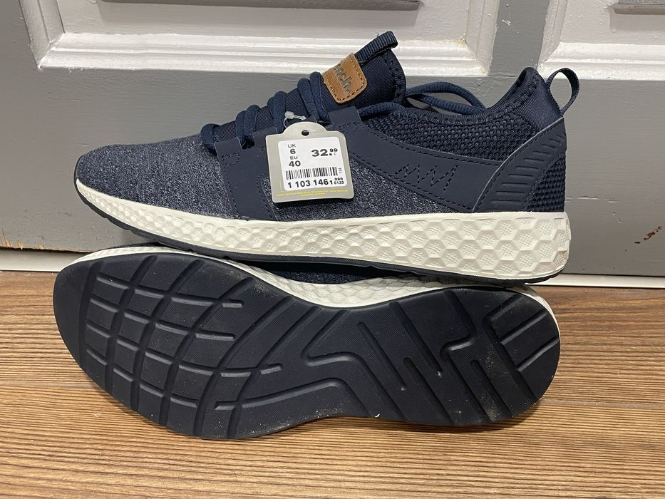 Нови мъжки обувки Bench