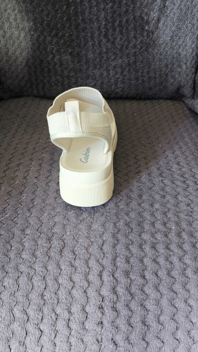 Дамски сандал , цвят бежов