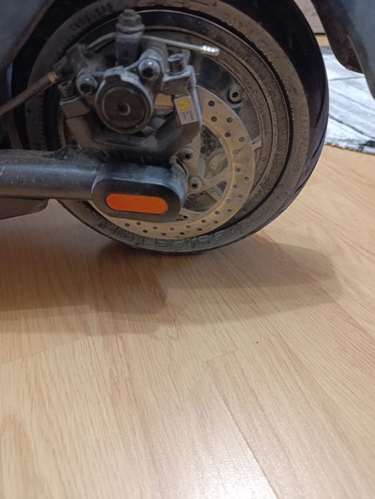 Trotinetă electrică Niu KQI3