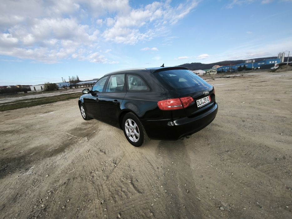 Audi A4 B8 2011 2.0 diesel 170 cai piele impecabil