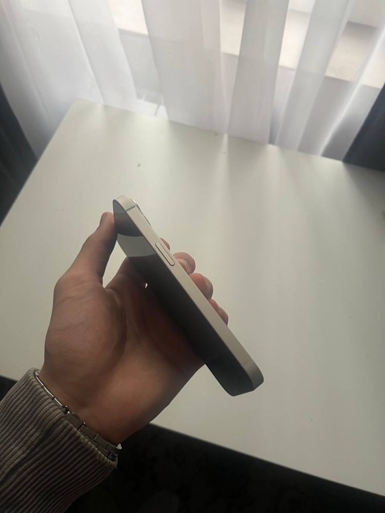 Продам iphone 14