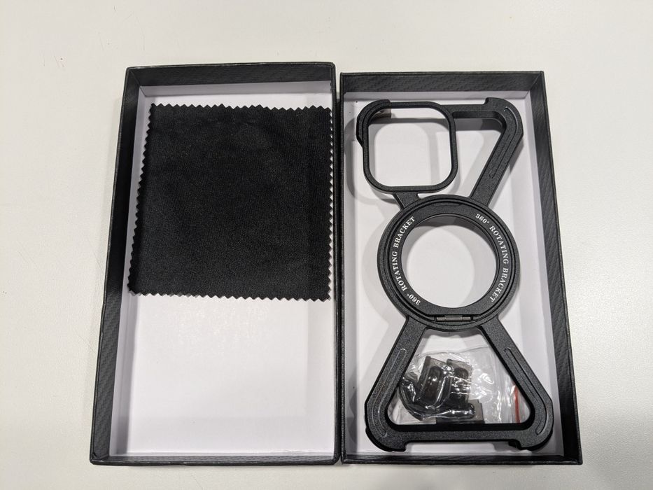 Skeleton iPhone 15 pro max