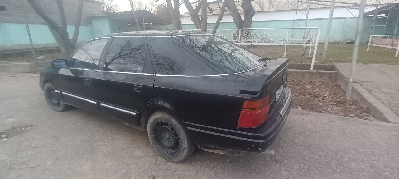 Ford scarpio 1985