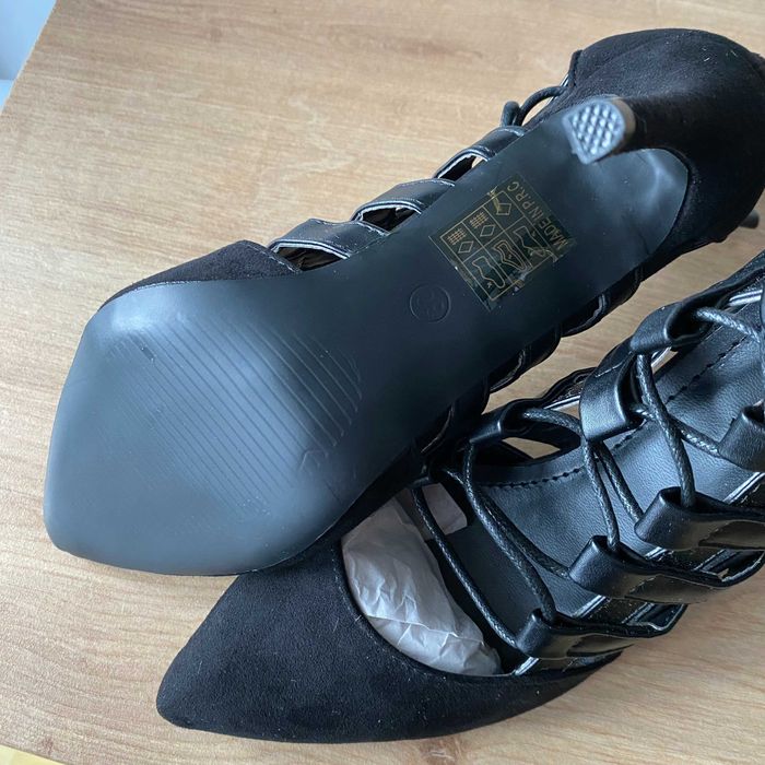 NOU Pantofi cu toc stiletto negri cu siret de dama 36