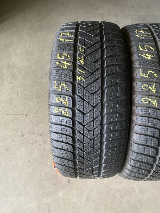 Anvelope iarna 225/45/17 Pirelli Sottozero 3 225 45 17 R17