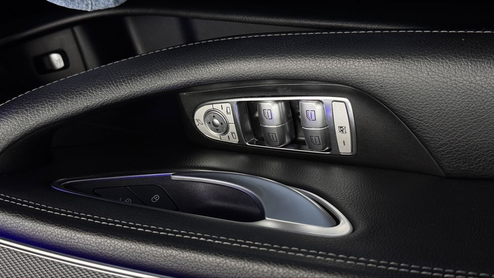 Mercedes E Class impecabil