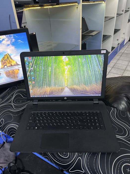 Больщой HP A8-7050 ОЗУ-8ГБ ССД-128ГБ Емкость 100% в иделаьном состояни