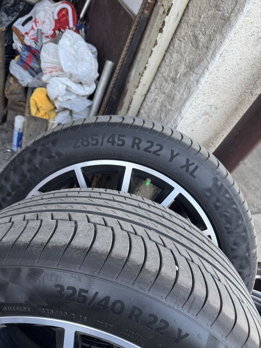 Continental 325/40/22 - 285/45/22