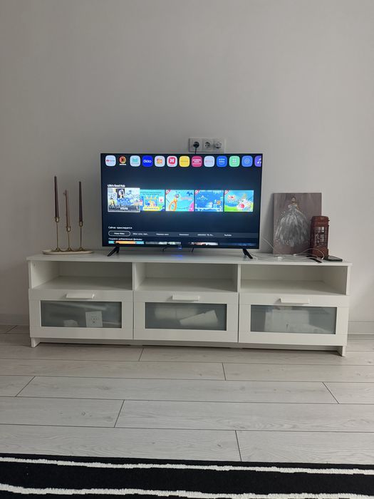 Тумба под телевизор.