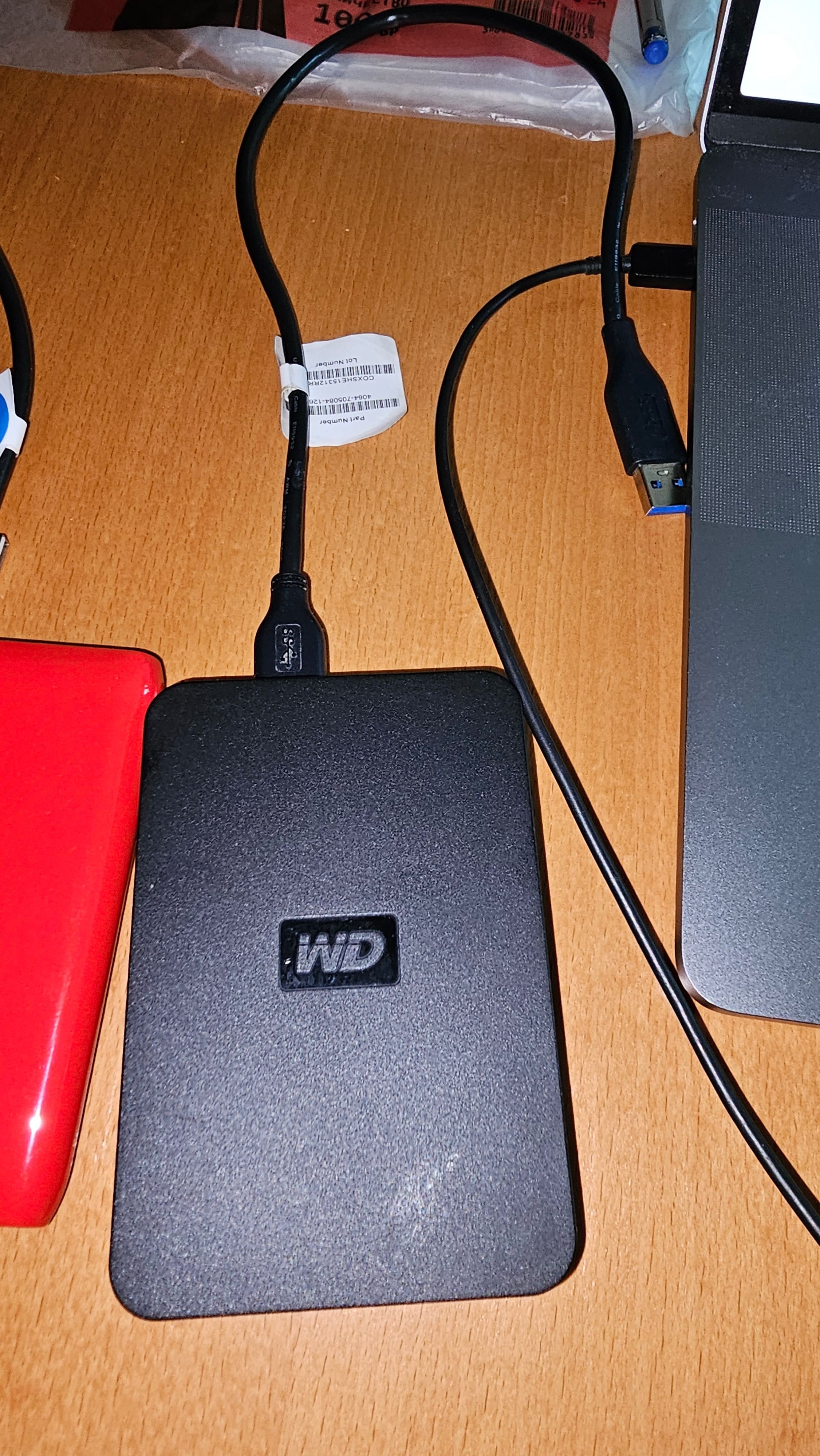 Външни хард дискове WD 320 GB и 500 GB