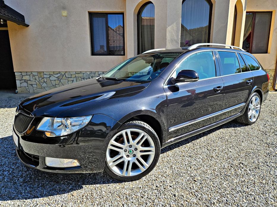 Skoda Superb Skoda Superb 2,0 Tdi 4*4 ''Elegance''