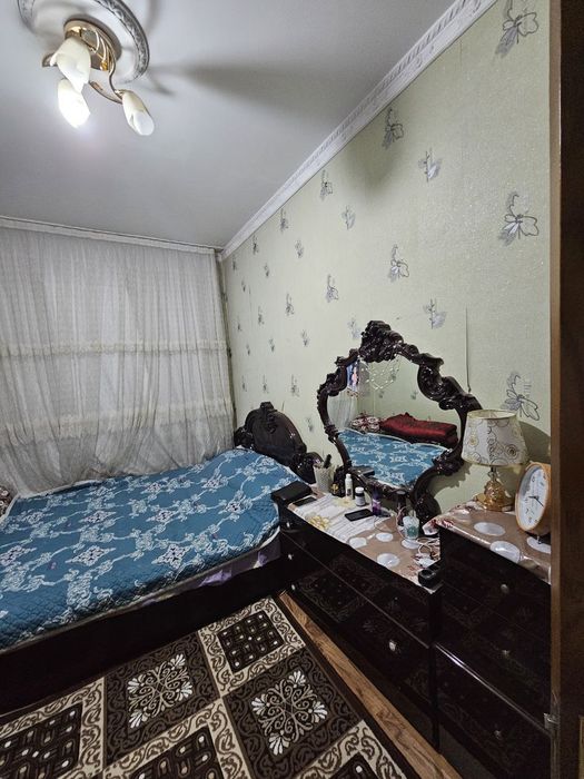 Срочно квартира сотилади.  Учтепа тум. 12 мавзе 45 квартира