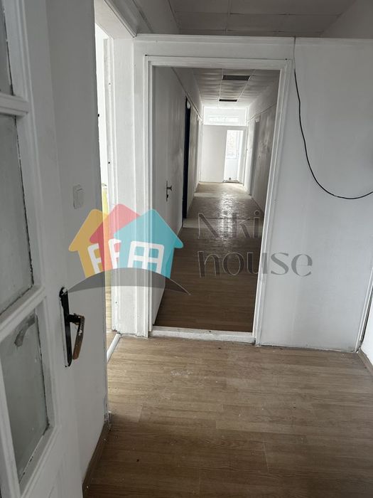 Продава се Офис в Варна, Галата - 230 кв.м за 720 €/кв.м - Снимка #2