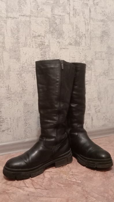 Женские сапоги из натуральной кожи