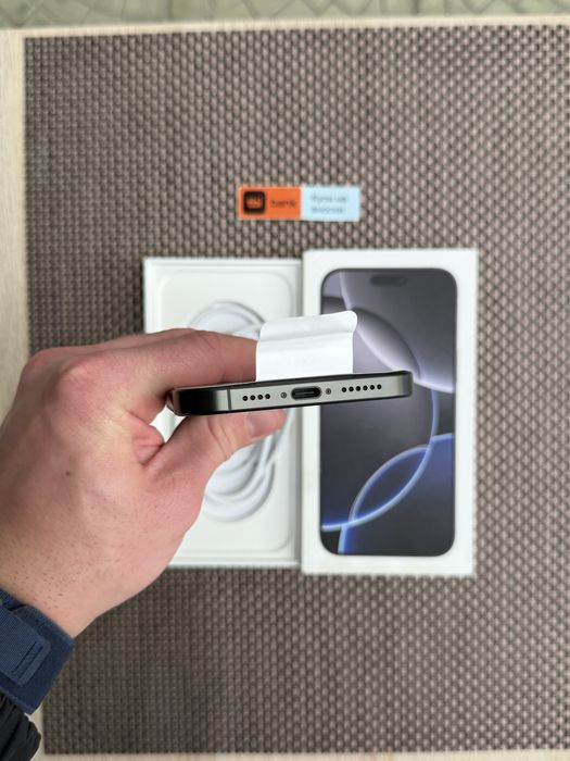 НОВ! *ЛИЗИНГ* iPhone 16 Pro Max 256Gb Black Titanium / Гаранция