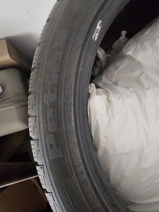 4-ри броя Зимни гуми/ 275/40R20 Petlas .Добро качество