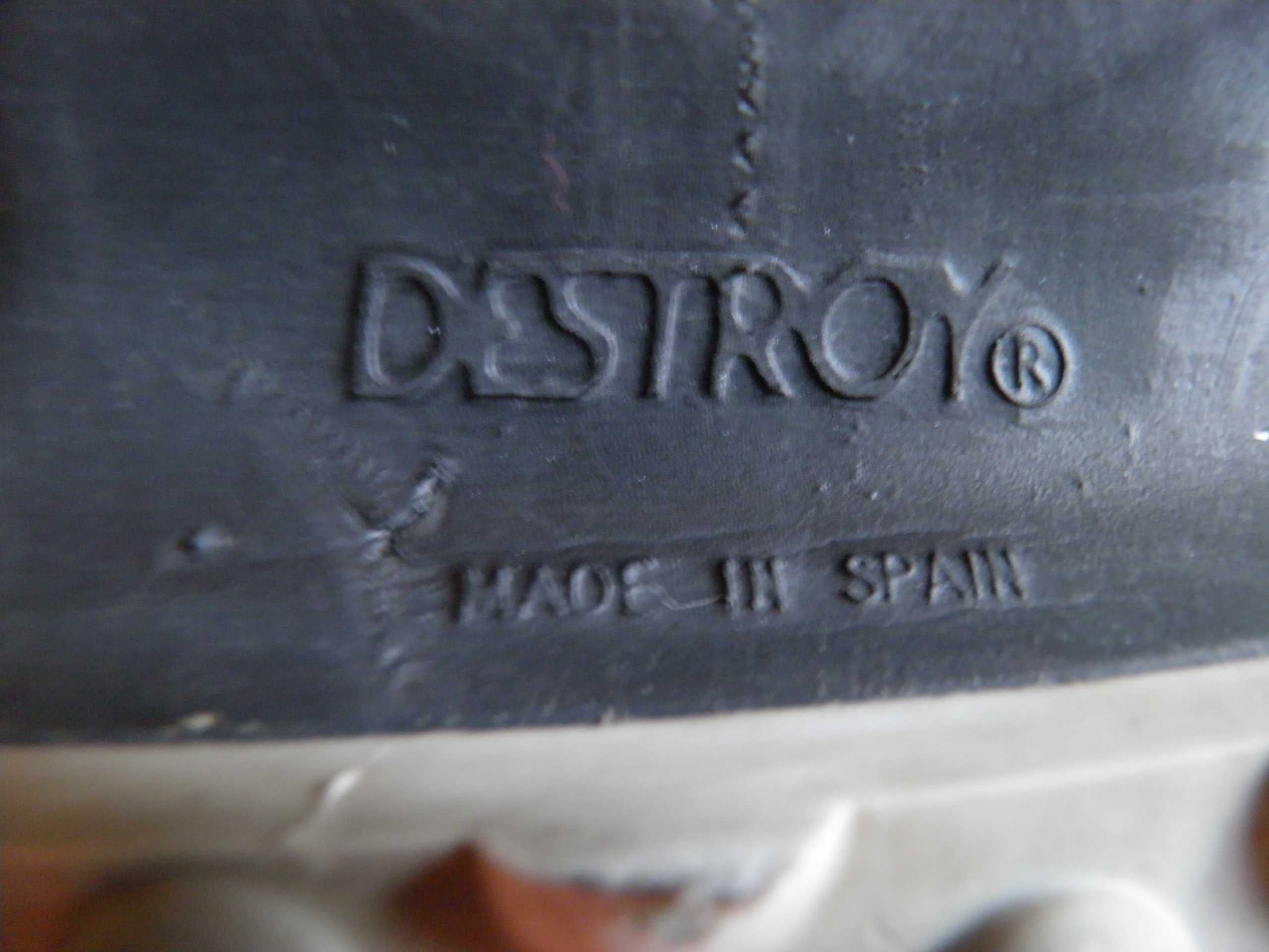 Destroy made in Spain оригинални чехли от естествена черна кожа EU 43