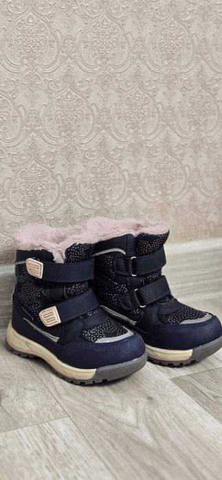 Обувь на девочку